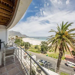 Apartment Seasonsfind - The Bay